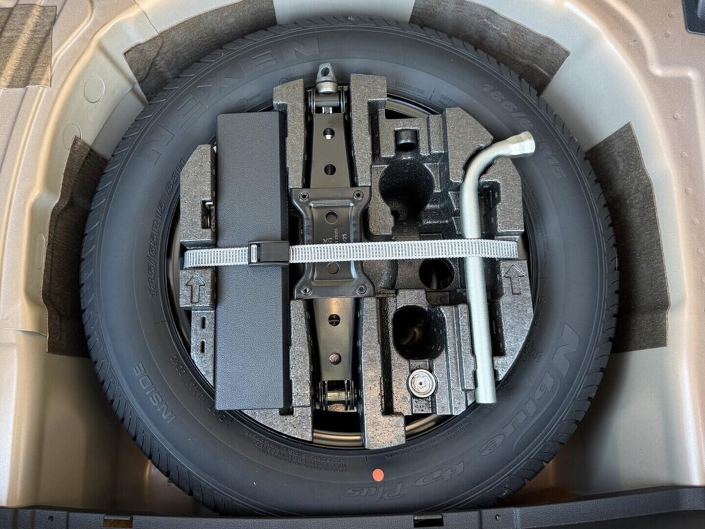 OM190V02182_31.webp_FABIA Monte Carlo 1.0 TSI 85 kW manuál, DPH