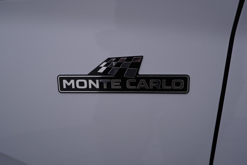 OM190V02244_40.webp_KAMIQ Monte Carlo 1.0 TSI 85 kW manuál, DPH