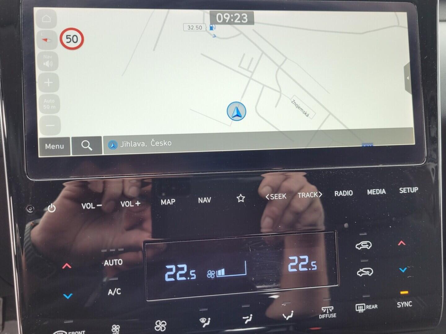 OM190V02272_25.webp_TUCSON SMART NAV 1.6 CRDI 85 kW manuál, DPH