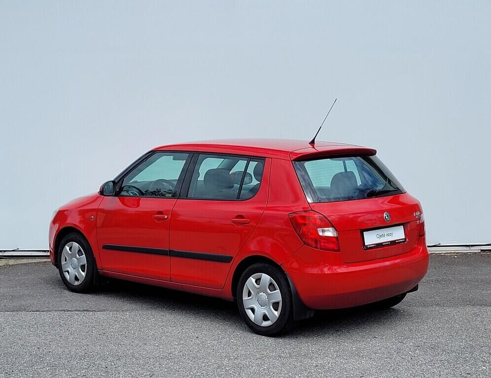 OM190V02310_15.webp_FABIA Ambiente 1.2 HTP 12V 51 kW manuál
