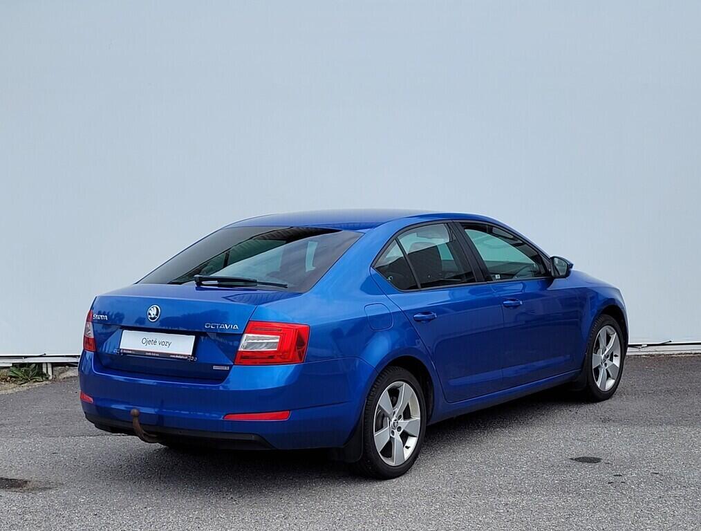 OM190V02332_11.webp_OCTAVIA Elegance 1.4 TSI 103 kW manuál