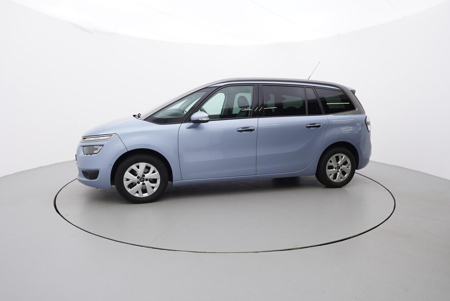 OM190V02344_11.webp_GRAND C4 PICASSO  1.6 HDi 88 kW manuál