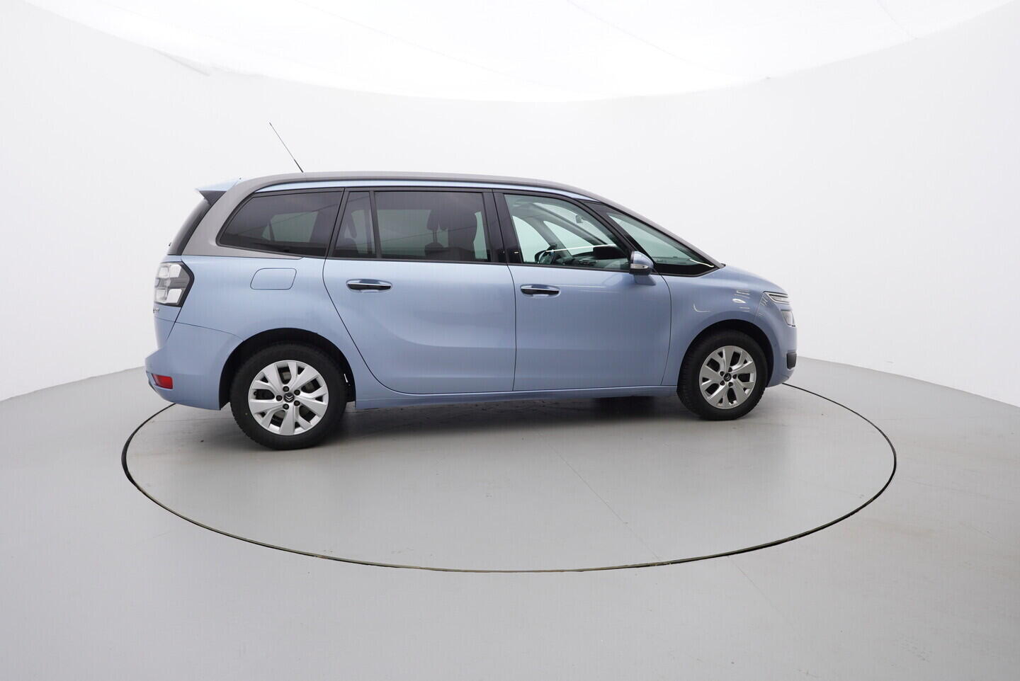 OM190V02344_15.webp_GRAND C4 PICASSO  1.6 HDi 88 kW manuál