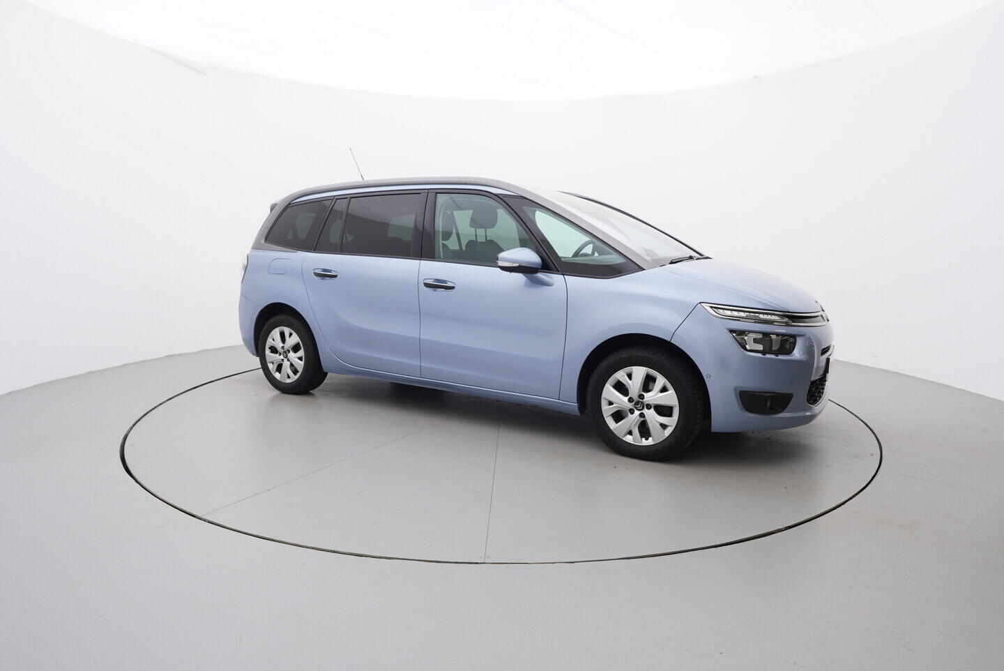 OM190V02344_16.webp_GRAND C4 PICASSO  1.6 HDi 88 kW manuál