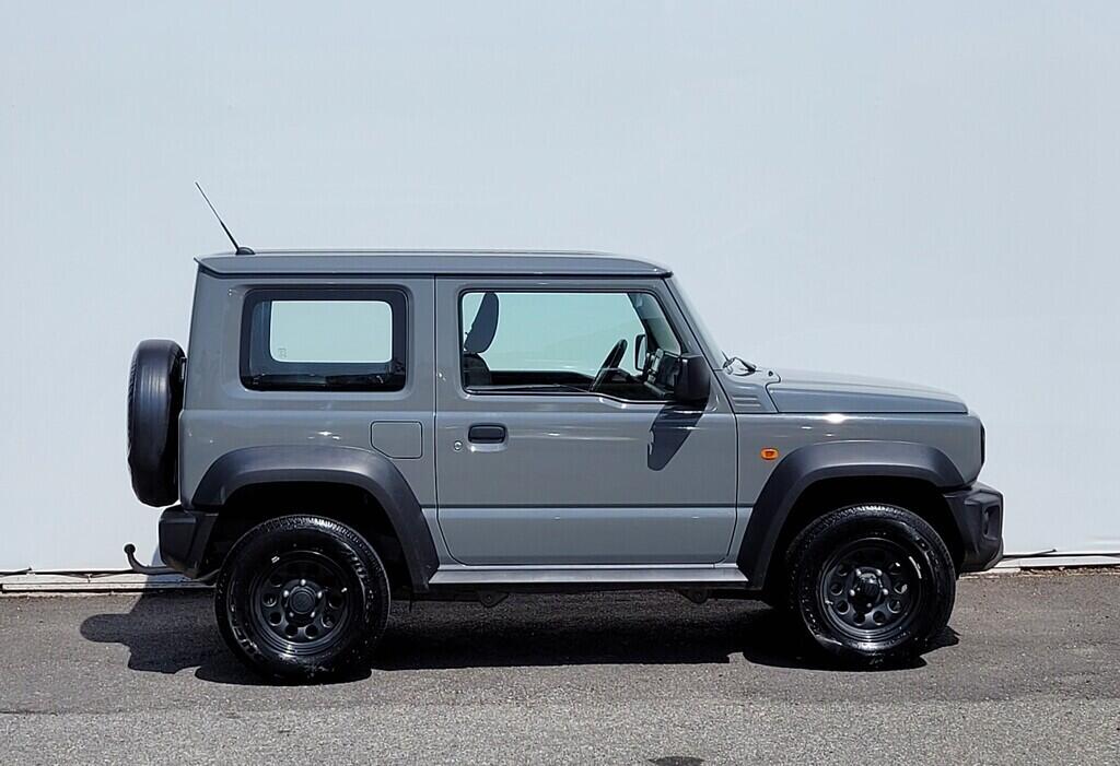 OM190V02347_16.webp_JIMNY AllGrip 1.5  75 kW manuál, DPH