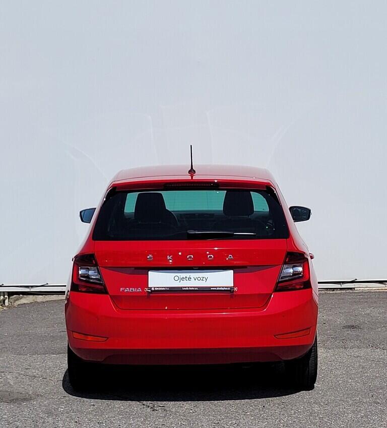 OM190V02348_17.webp_FABIA Style 1.0 TSI 70 kW manuál
