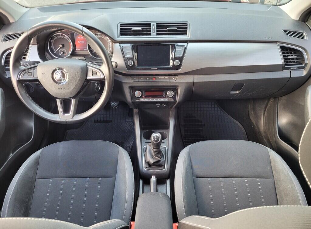 OM190V02348_18.webp_FABIA Style 1.0 TSI 70 kW manuál