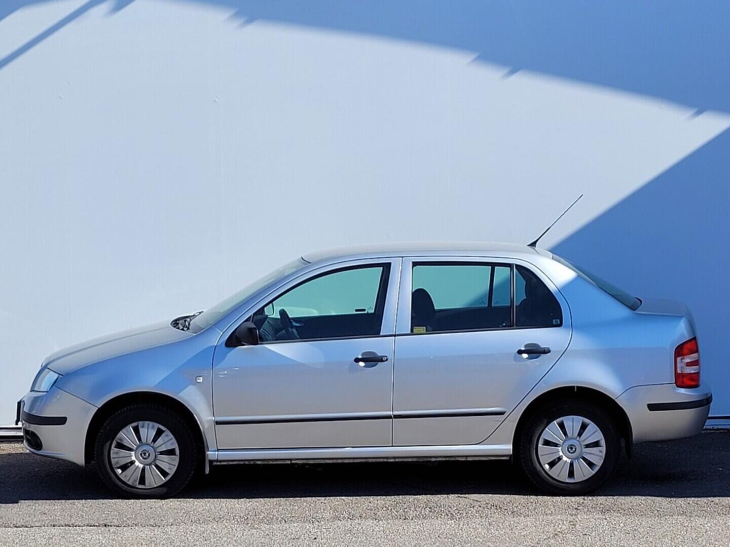 OM190V02358_12.webp_FABIA Ambiente 1.2 HTP 47 kW manuál