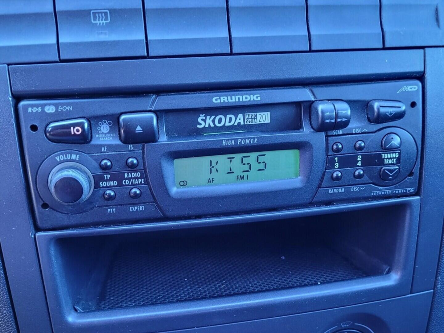 OM190V02358_27.webp_FABIA Ambiente 1.2 HTP 47 kW manuál