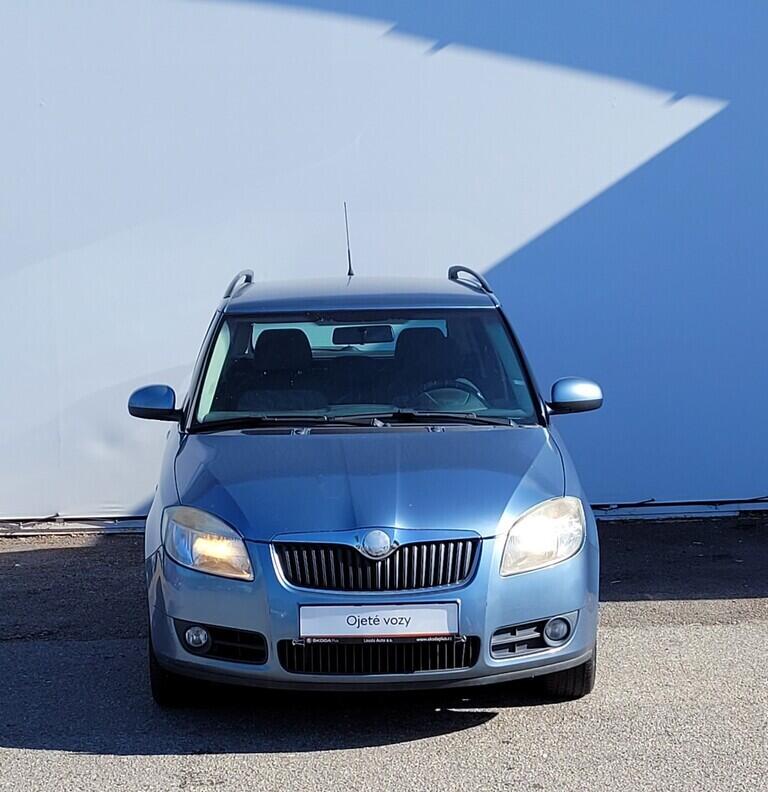 OM190V02364_13.webp_FABIA Ambiente 1.4 MPI 63 kW manuál