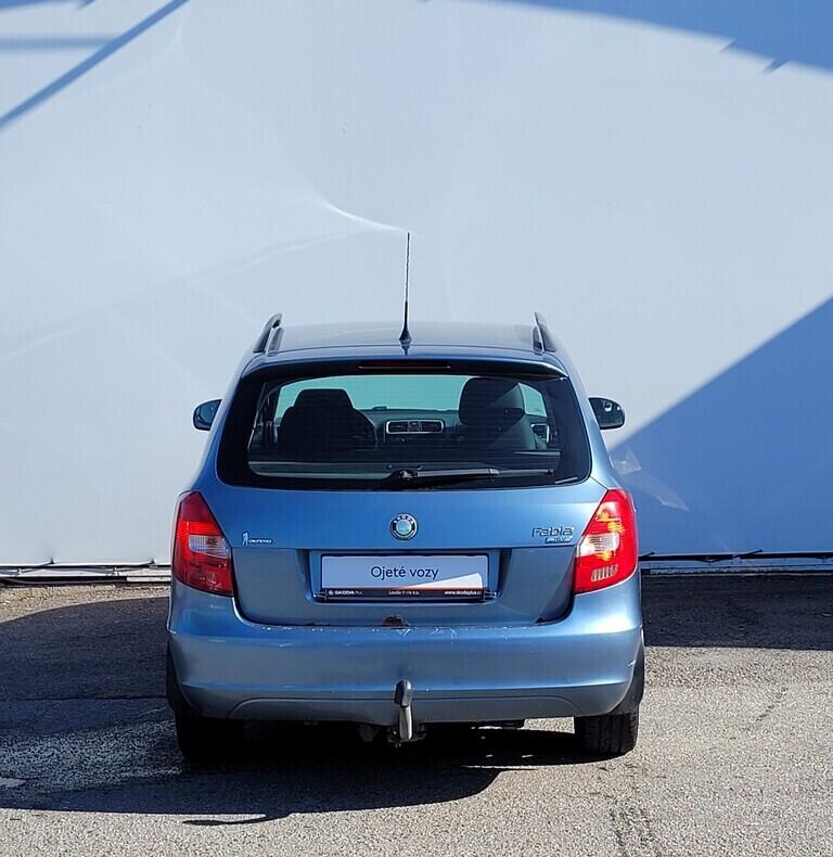 OM190V02364_17.webp_FABIA Ambiente 1.4 MPI 63 kW manuál