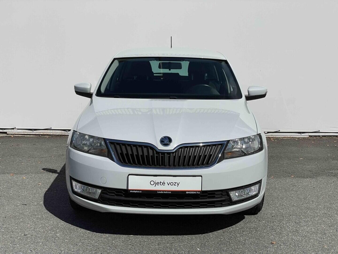 OM190V02376_13.webp_RAPID Ambition Plus 1.2 TSI 81 kW manuál