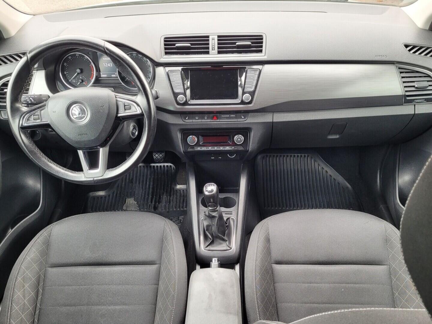 OM190V02377_18.webp_FABIA Style 1.2 TSI 66 kW manuál
