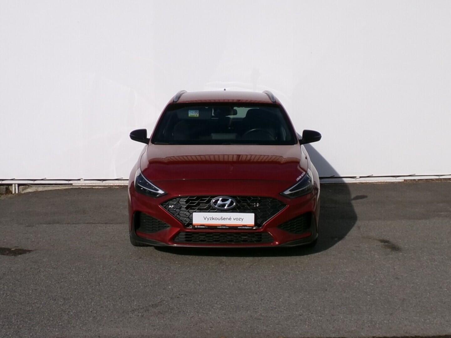 OM190V02389_13.webp_I30 N-line 1.5 TGDI 117 kW manuál