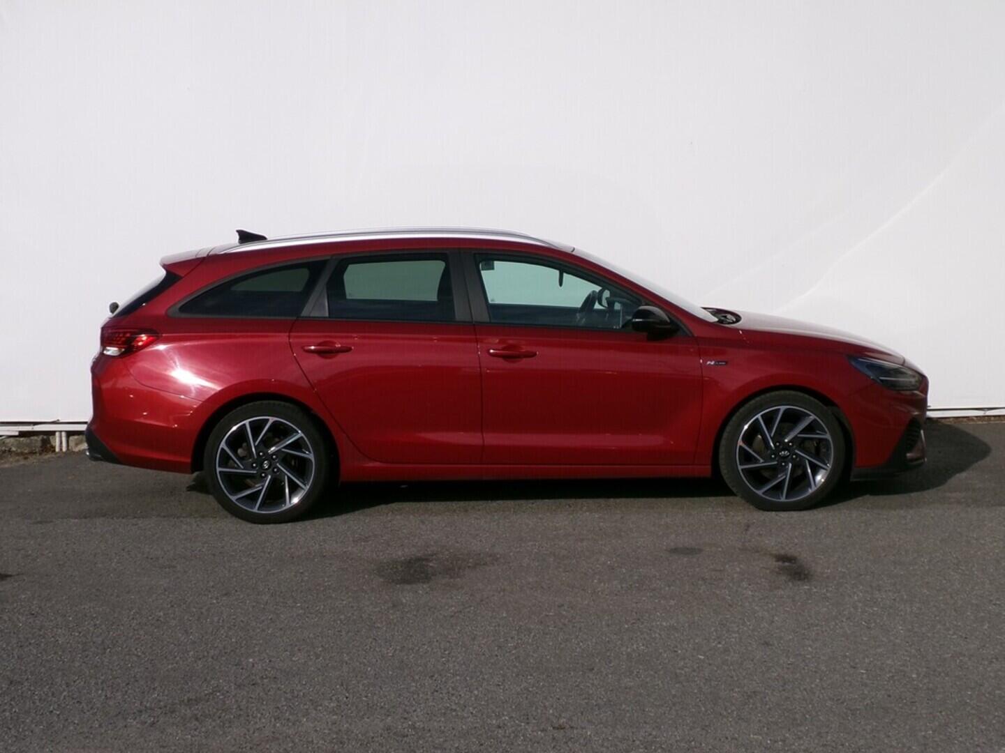 OM190V02389_16.webp_I30 N-line 1.5 TGDI 117 kW manuál