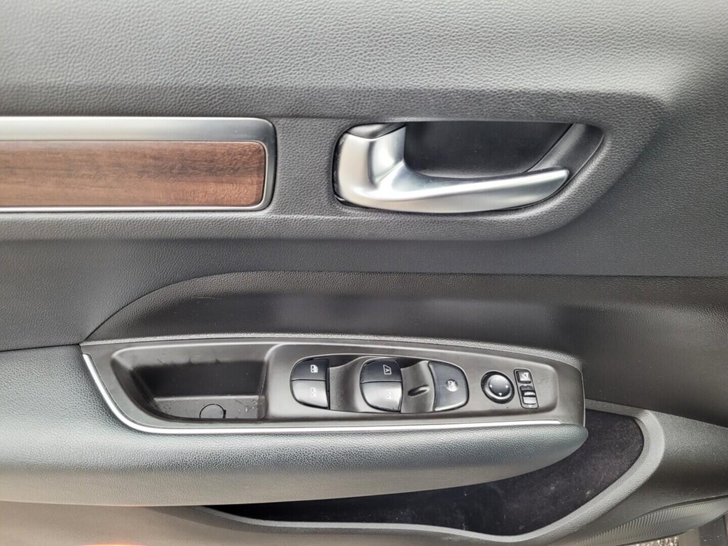 OM190V02392_21.webp_KOLEOS    130 kW automat, DPH