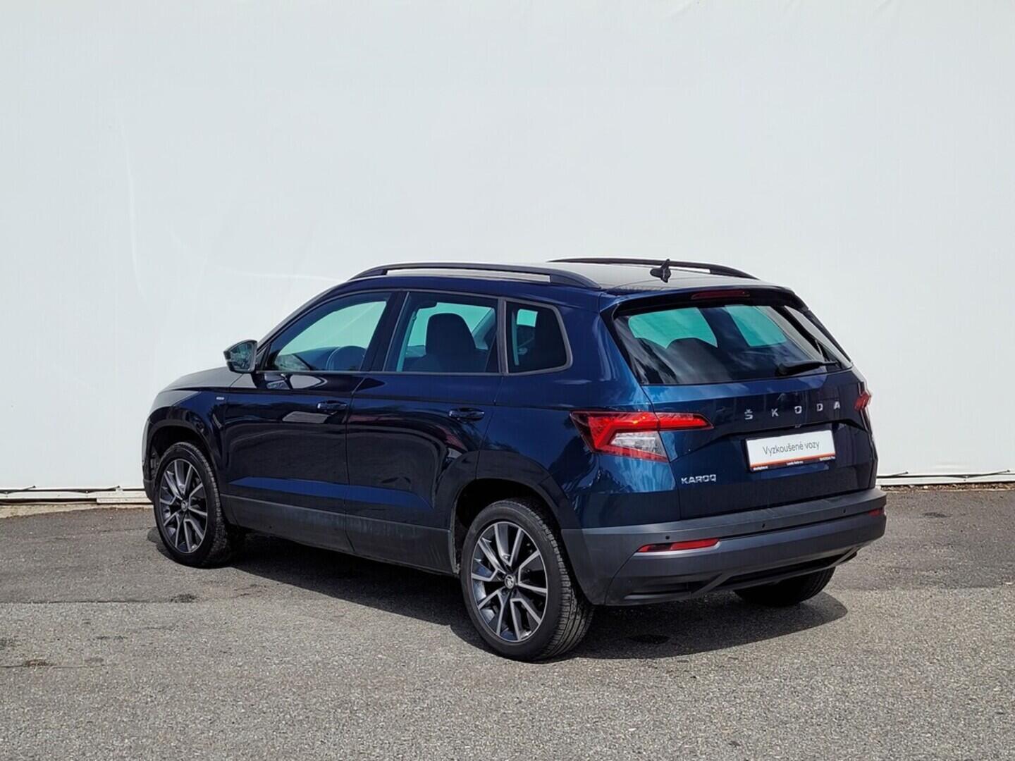 OM190V02393_15.webp_KAROQ 173 1.5 TSI 110 kW manuál
