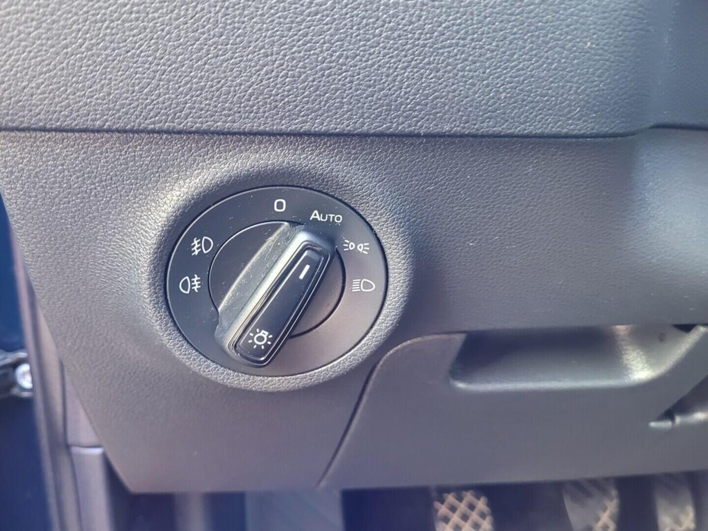 OM190V02393_22.webp_KAROQ 173 1.5 TSI 110 kW manuál