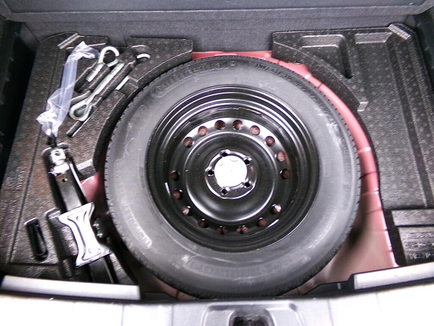 OM190V02400_31.webp_QASHQAI  1.2  85 kW manuál