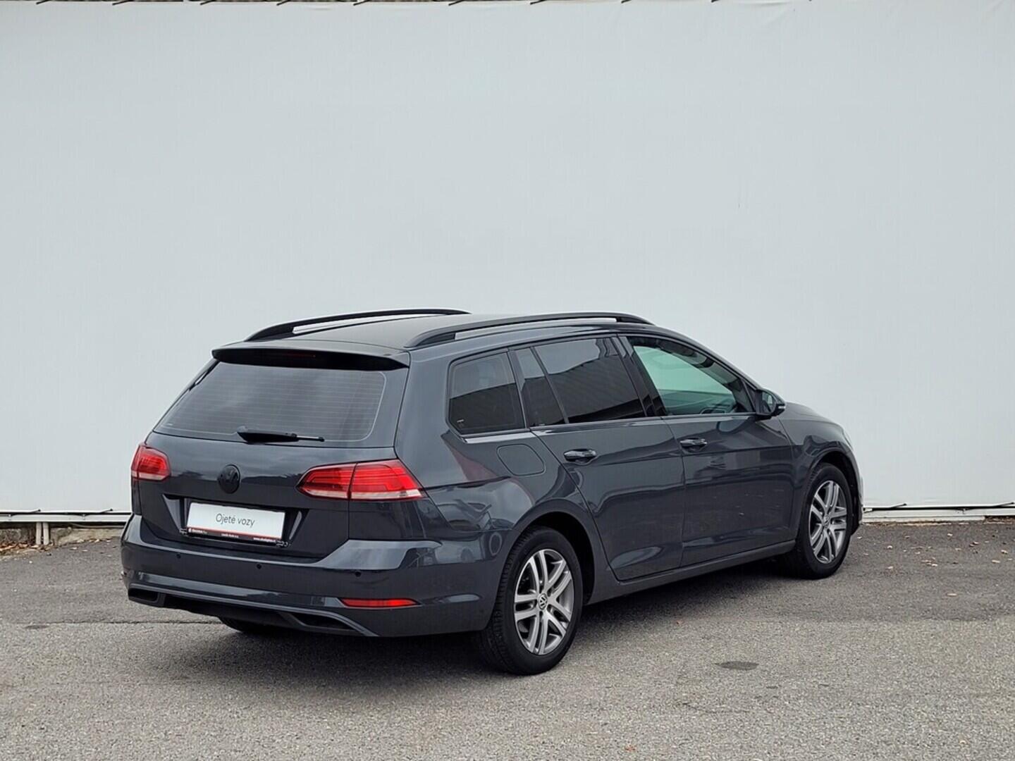 OM190V02411_11.webp_GOLF VARIANT Comfortline 1.6 TDI 85 kW manuál