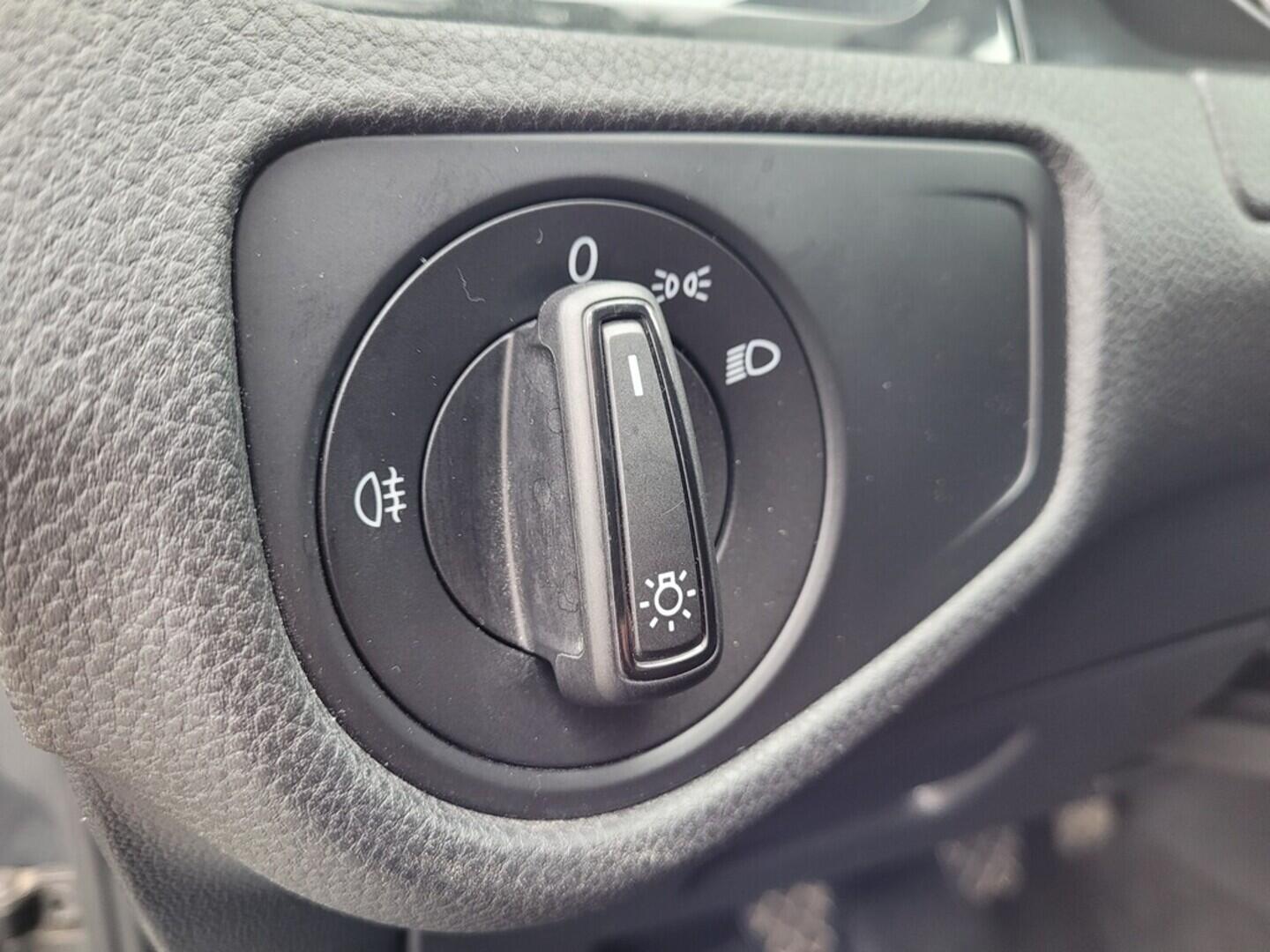 OM190V02411_22.webp_GOLF VARIANT Comfortline 1.6 TDI 85 kW manuál