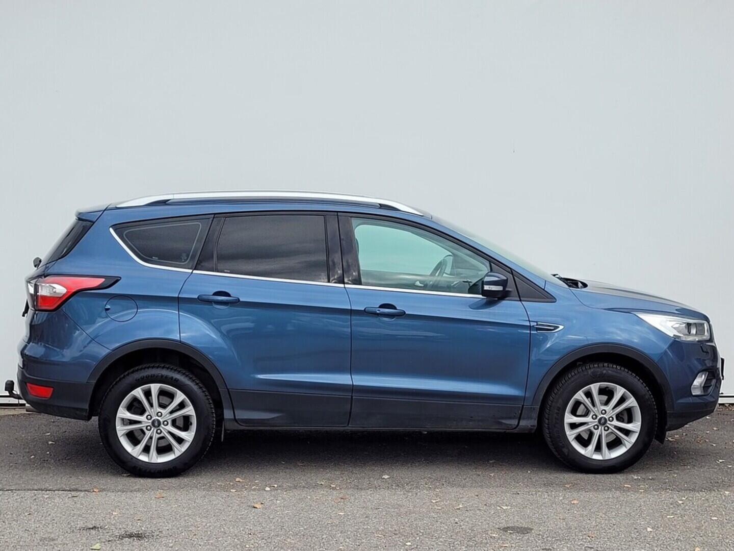 OM190V02421_16.webp_KUGA Titanium 1.5  110 kW manuál