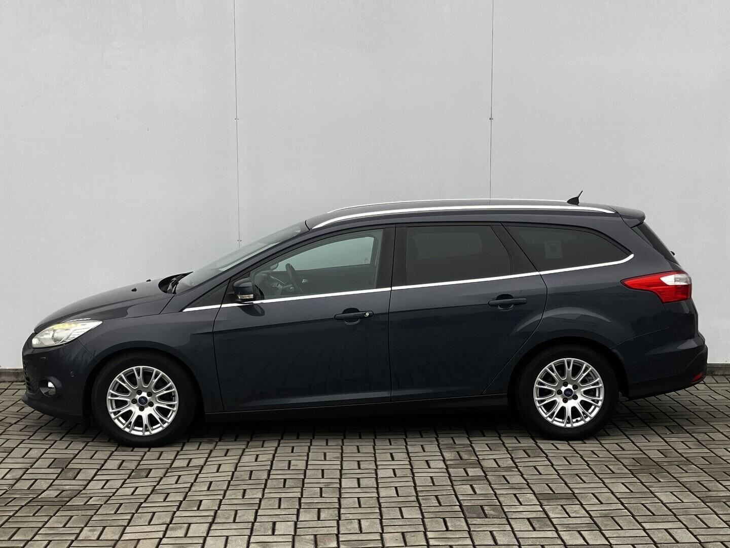 OM190V02422_12.webp_FOCUS titanium 1.6  110 kW manuál