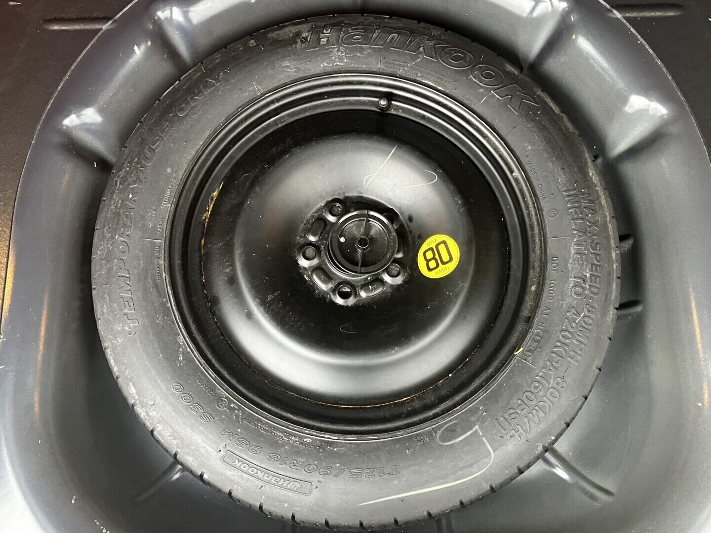 OM190V02422_32.webp_FOCUS titanium 1.6  110 kW manuál