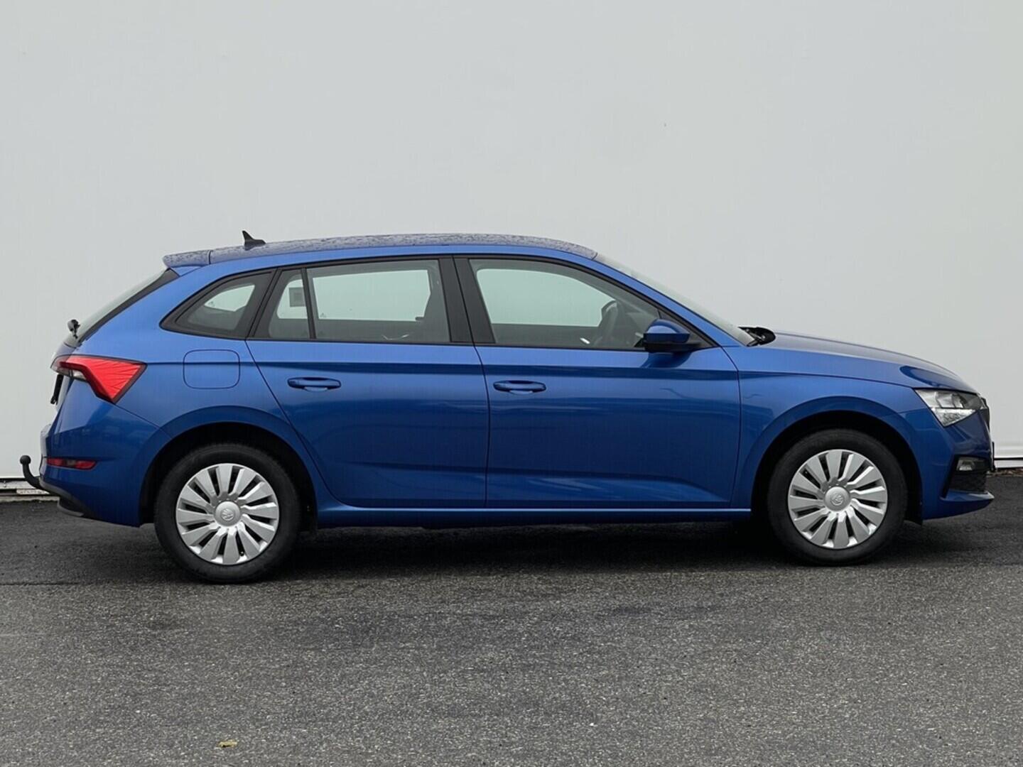 OM190V02434_16.webp_SCALA Ambition 1.0 TSI 81 kW manuál, DPH