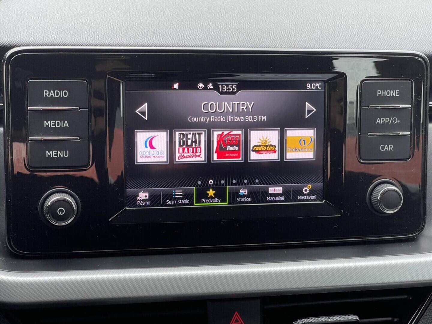 OM190V02434_24.webp_SCALA Ambition 1.0 TSI 81 kW manuál, DPH