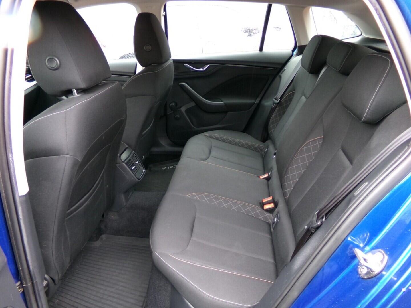 OM190V02434_29.webp_SCALA Ambition 1.0 TSI 81 kW manuál, DPH