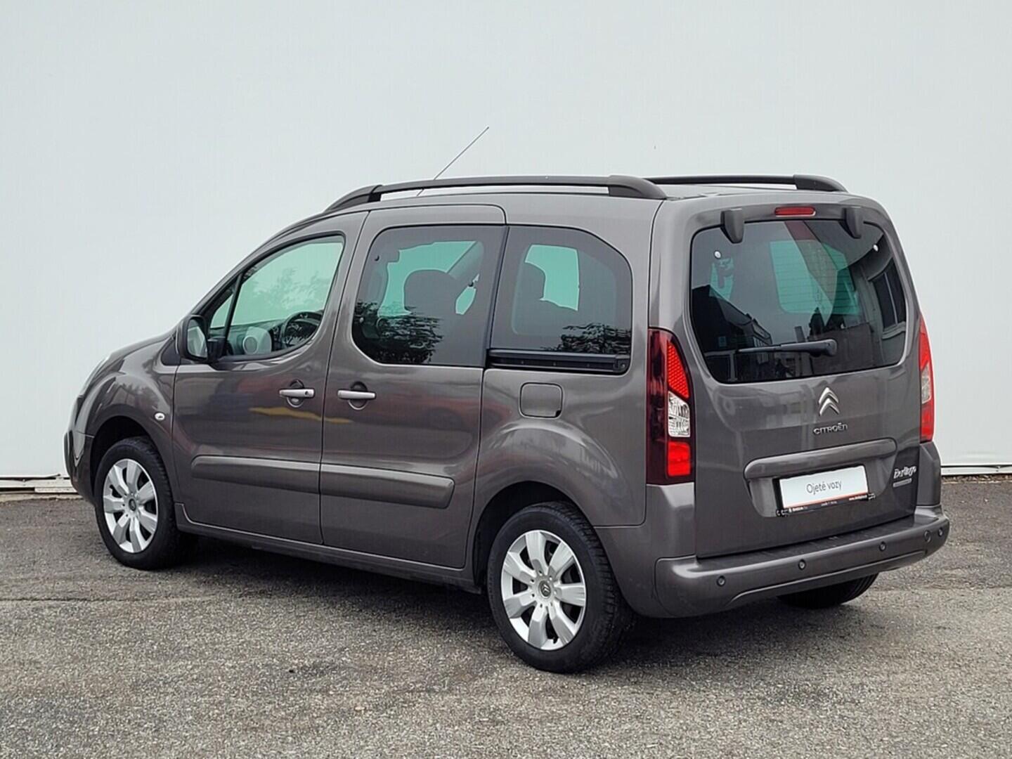 OM190V02440_15.webp_BERLINGO Multispace 1.6  73 kW manuál