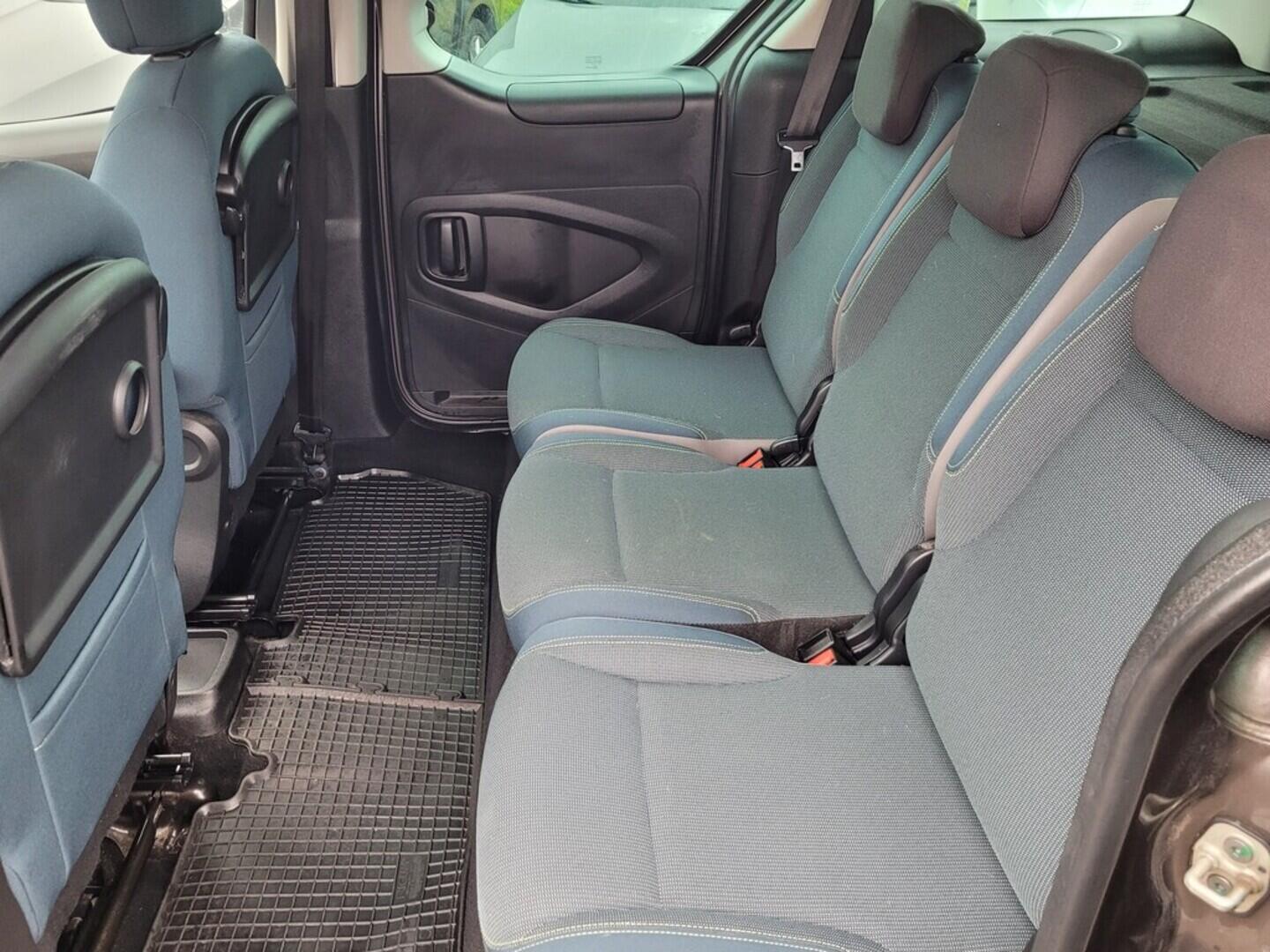 OM190V02440_29.webp_BERLINGO Multispace 1.6  73 kW manuál