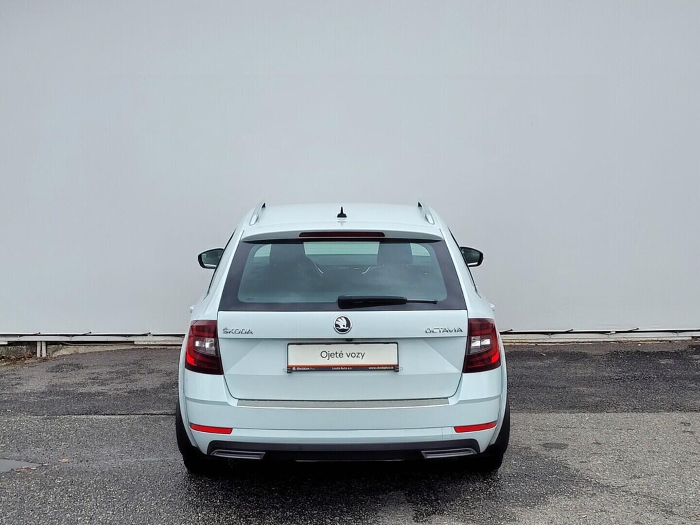 OM190V02442_17.webp_OCTAVIA Style Plus 1.6 TDI 85 kW manuál, DPH