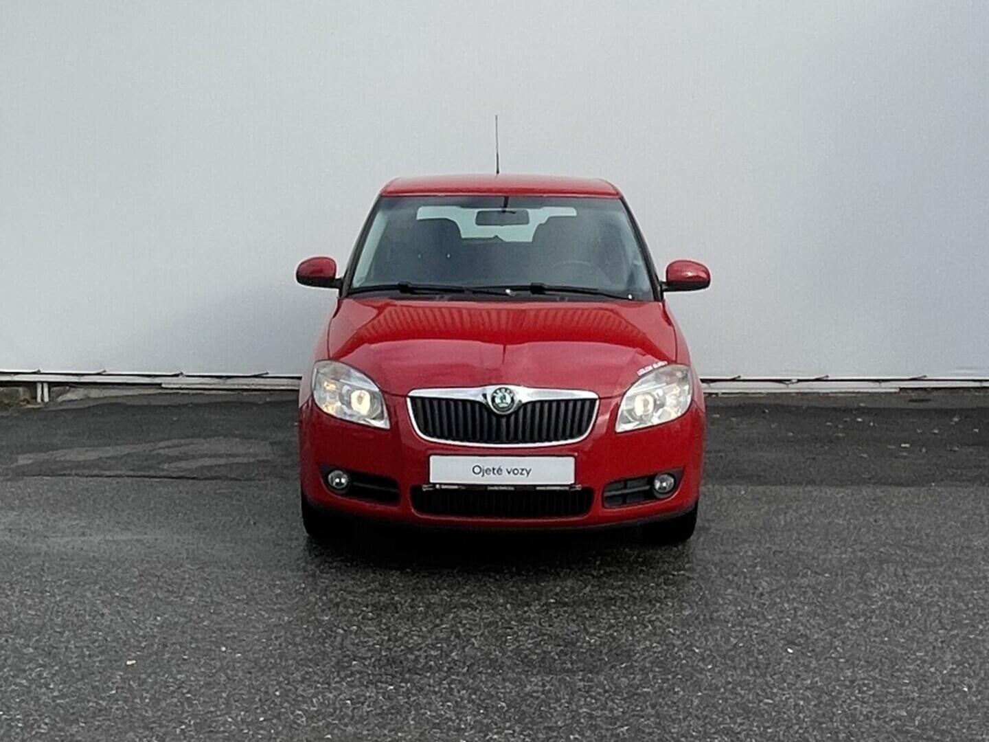 OM190V02444_13.webp_FABIA Elegance 1.6 MPI 77 kW manuál