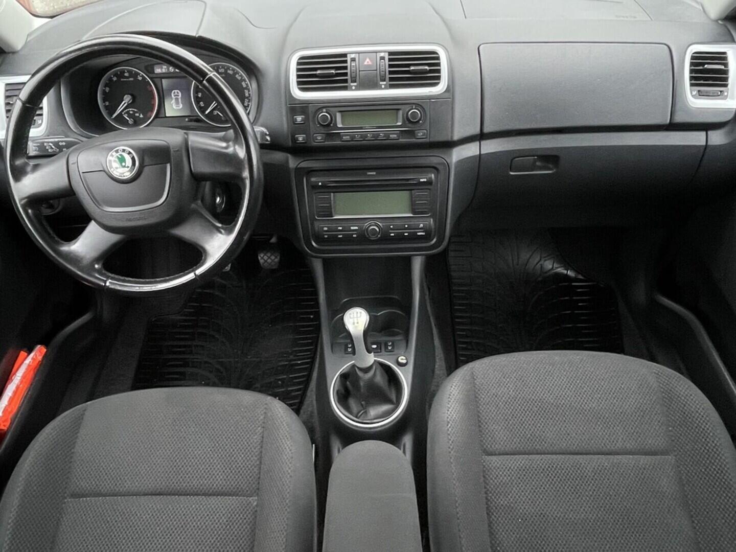 OM190V02444_18.webp_FABIA Elegance 1.6 MPI 77 kW manuál