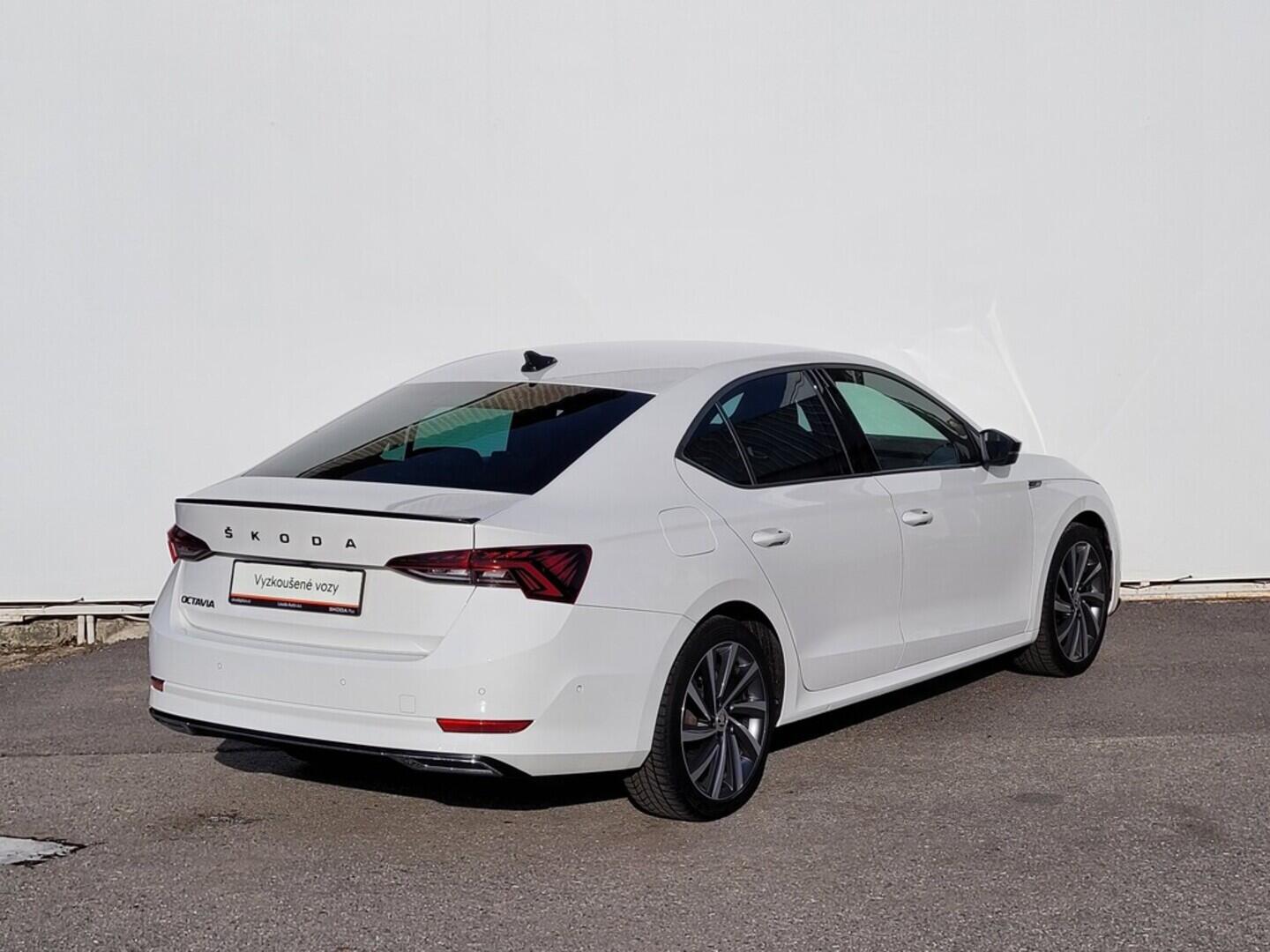 OM190V02445_11.webp_OCTAVIA SportLine 2.0 TDI 110 kW automat, DPH