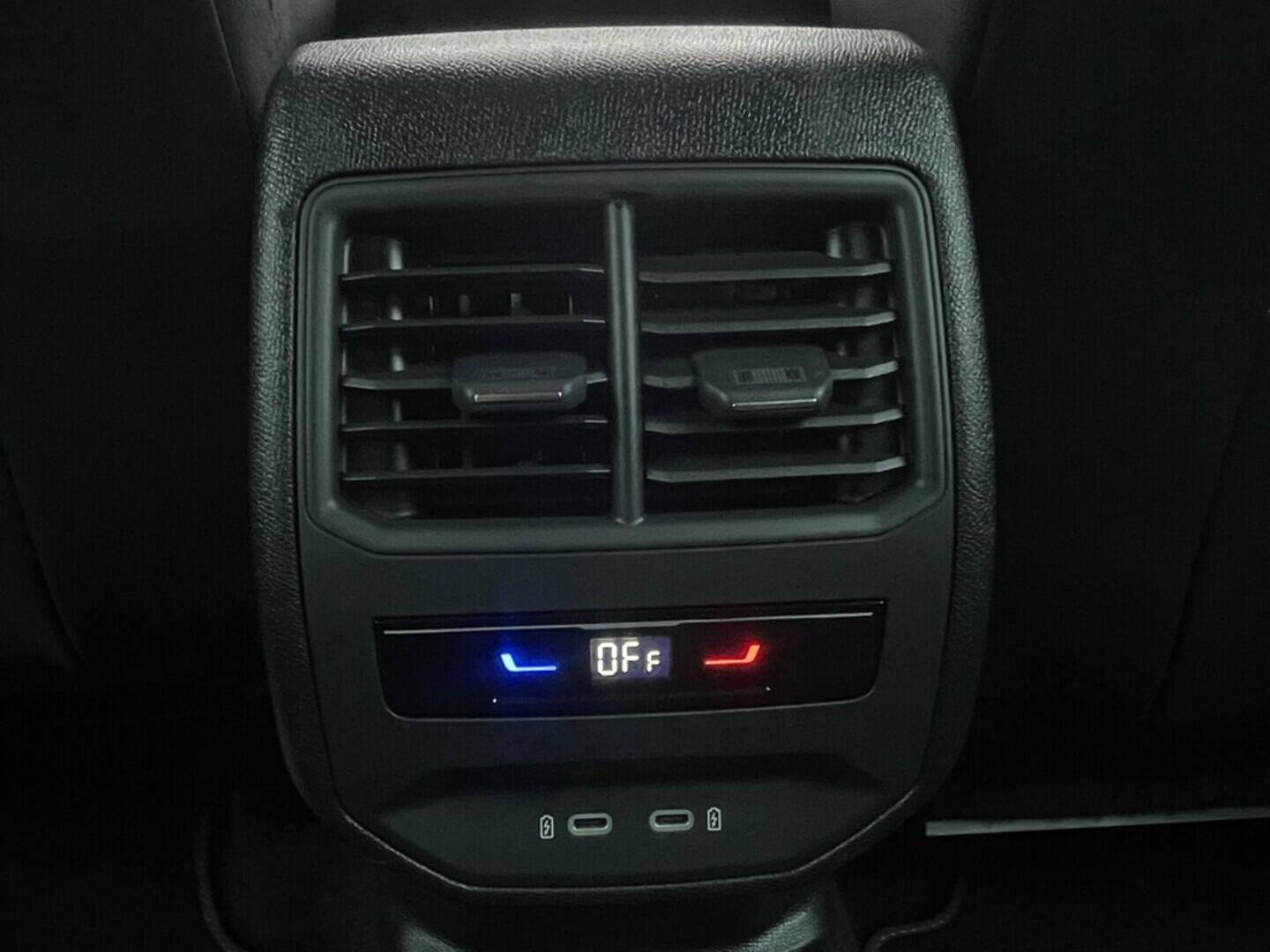 OM190V02446_32.webp_FORMENTOR  1.5  110 kW automat, DPH