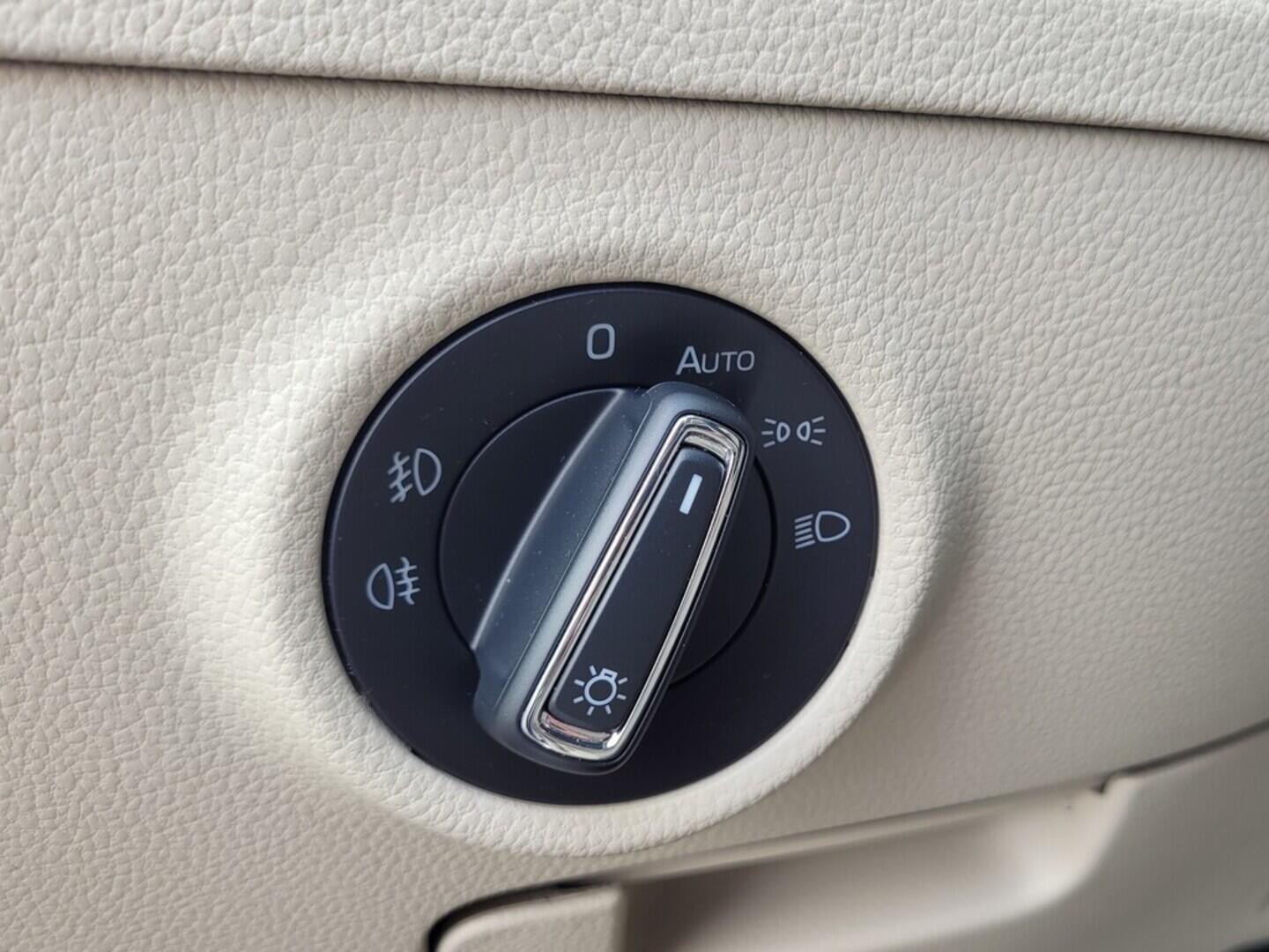 OM190V02449_22.webp_SUPERB Style 2.0 TDI 110 kW manuál, DPH