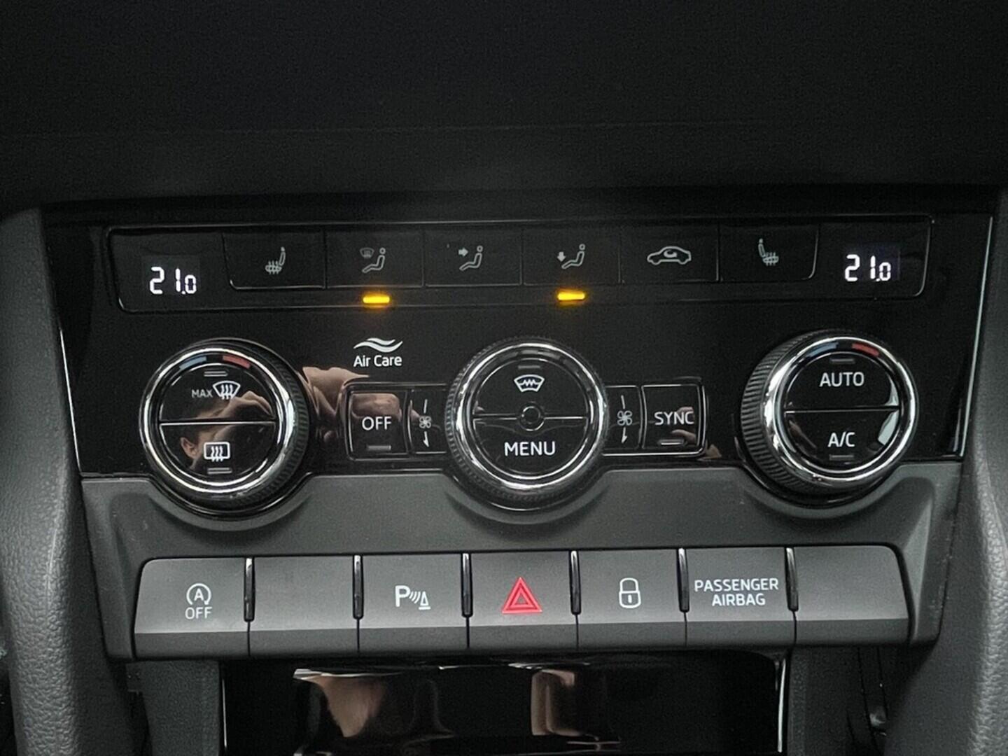 OM190V02452_27.webp_KAROQ Style Plus 1.5 TSI 110 kW automat