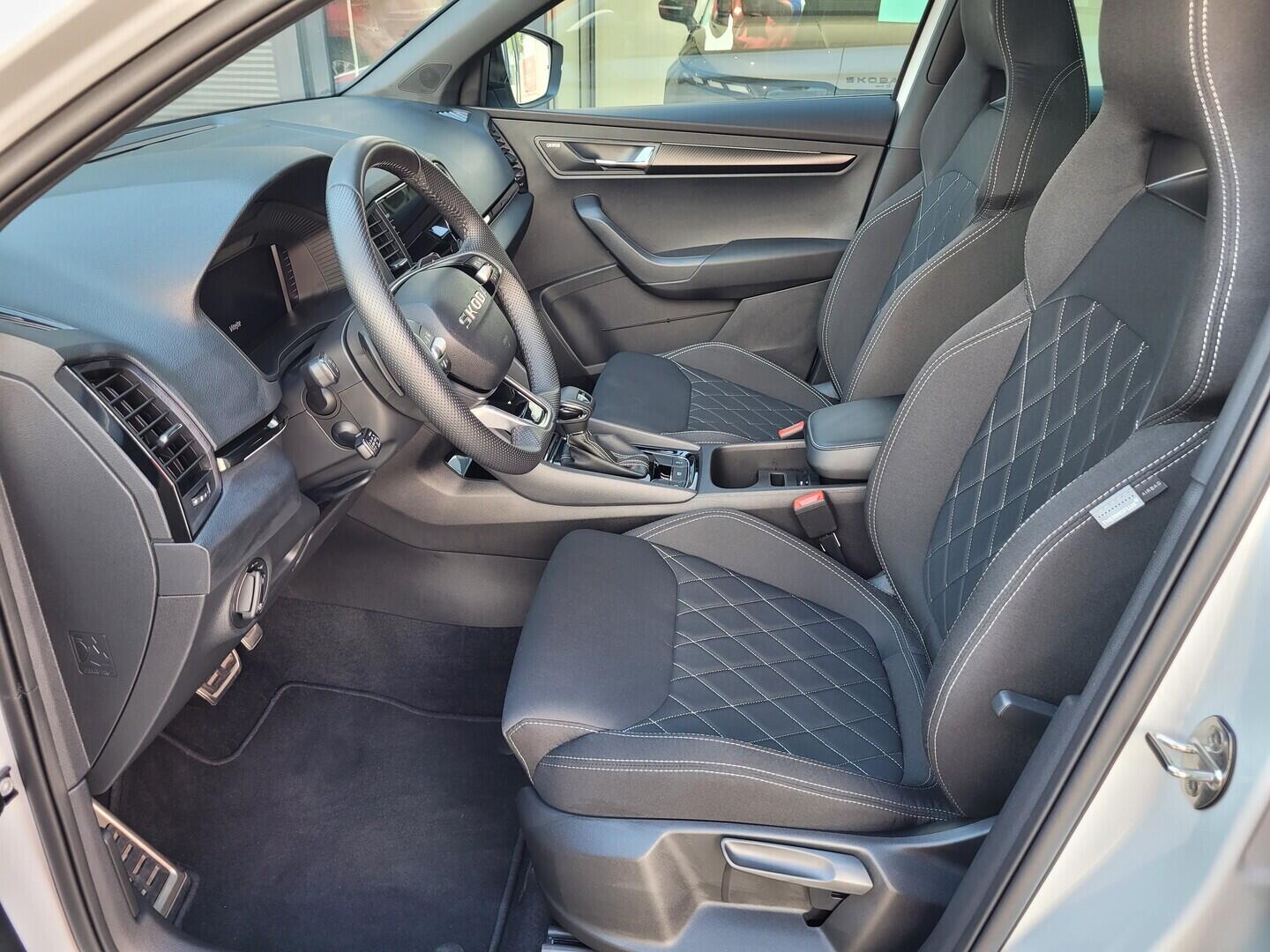 OM190V02455_20.webp_KAROQ SportLine 1.5 TSI 110 kW manuál, DPH