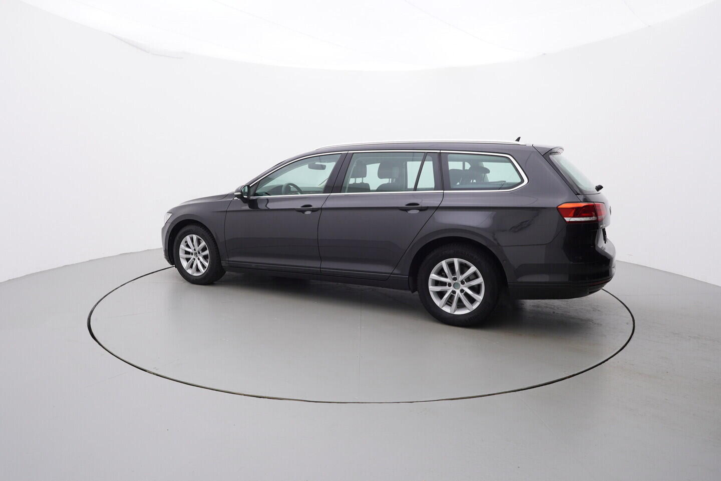 OM190V02461_12.webp_PASSAT VARIANT Comfortline 2.0 TDI 110 kW automat