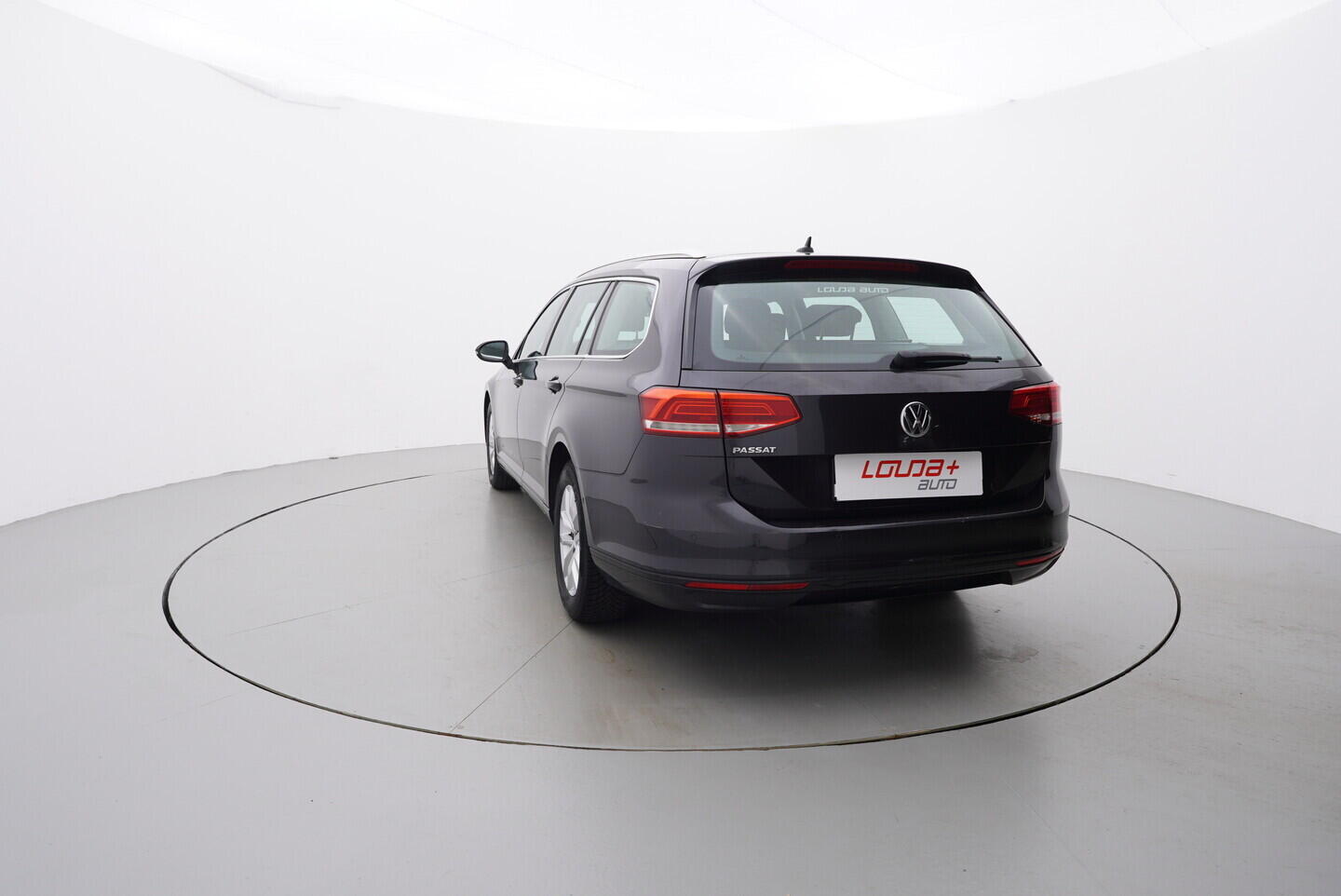 OM190V02461_13.webp_PASSAT VARIANT Comfortline 2.0 TDI 110 kW automat