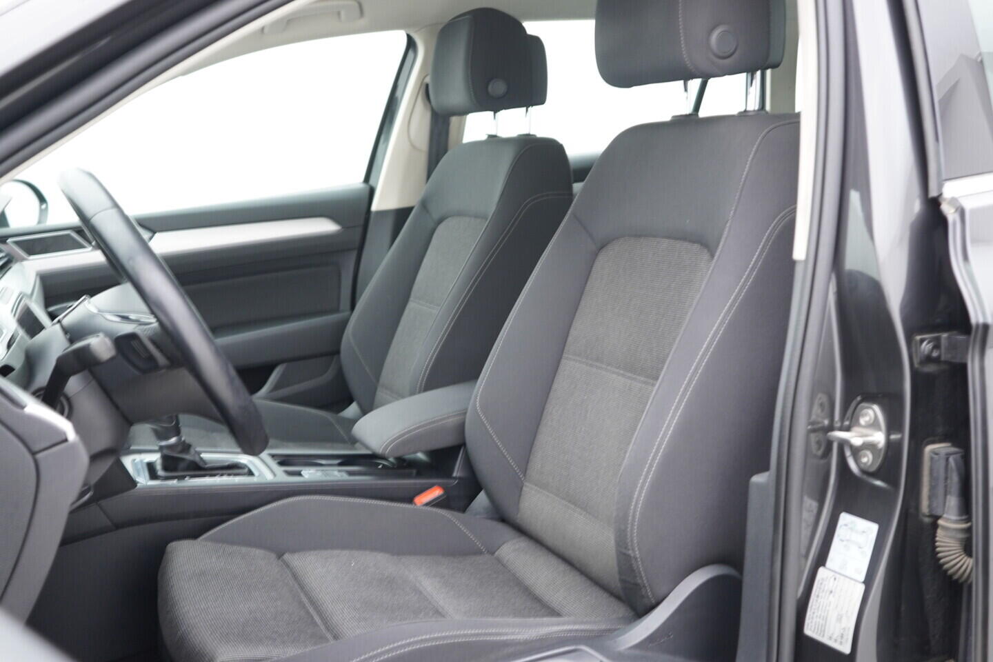 OM190V02461_25.webp_PASSAT VARIANT Comfortline 2.0 TDI 110 kW automat