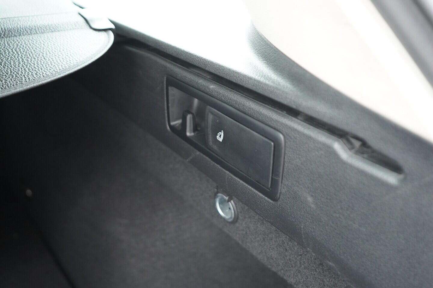 OM190V02461_40.webp_PASSAT VARIANT Comfortline 2.0 TDI 110 kW automat