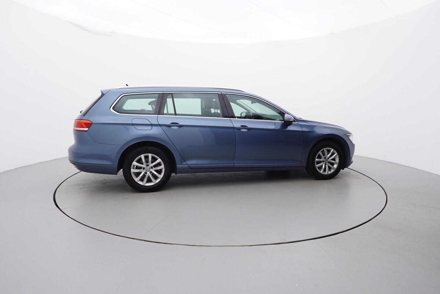 OM190V02464_15.webp_PASSAT VARIANT Comfortline 2.0 TDI 110 kW automat, DPH