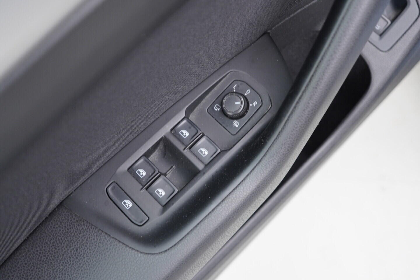 OM190V02464_20.webp_PASSAT VARIANT Comfortline 2.0 TDI 110 kW automat, DPH