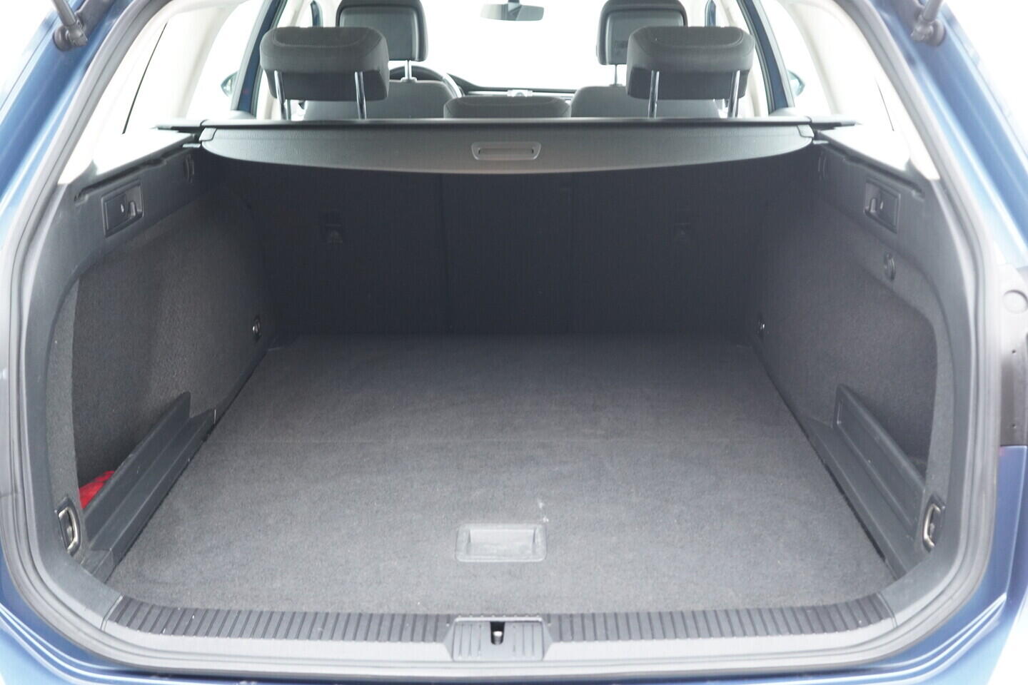 OM190V02464_43.webp_PASSAT VARIANT Comfortline 2.0 TDI 110 kW automat, DPH