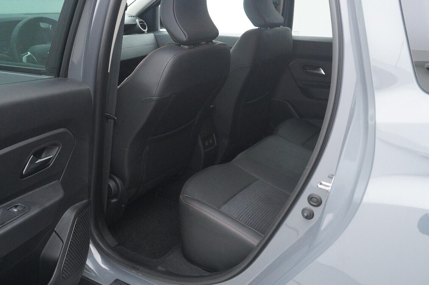 OM190V02466_34.webp_DUSTER Extreme 1.3 TCe 110 kW automat