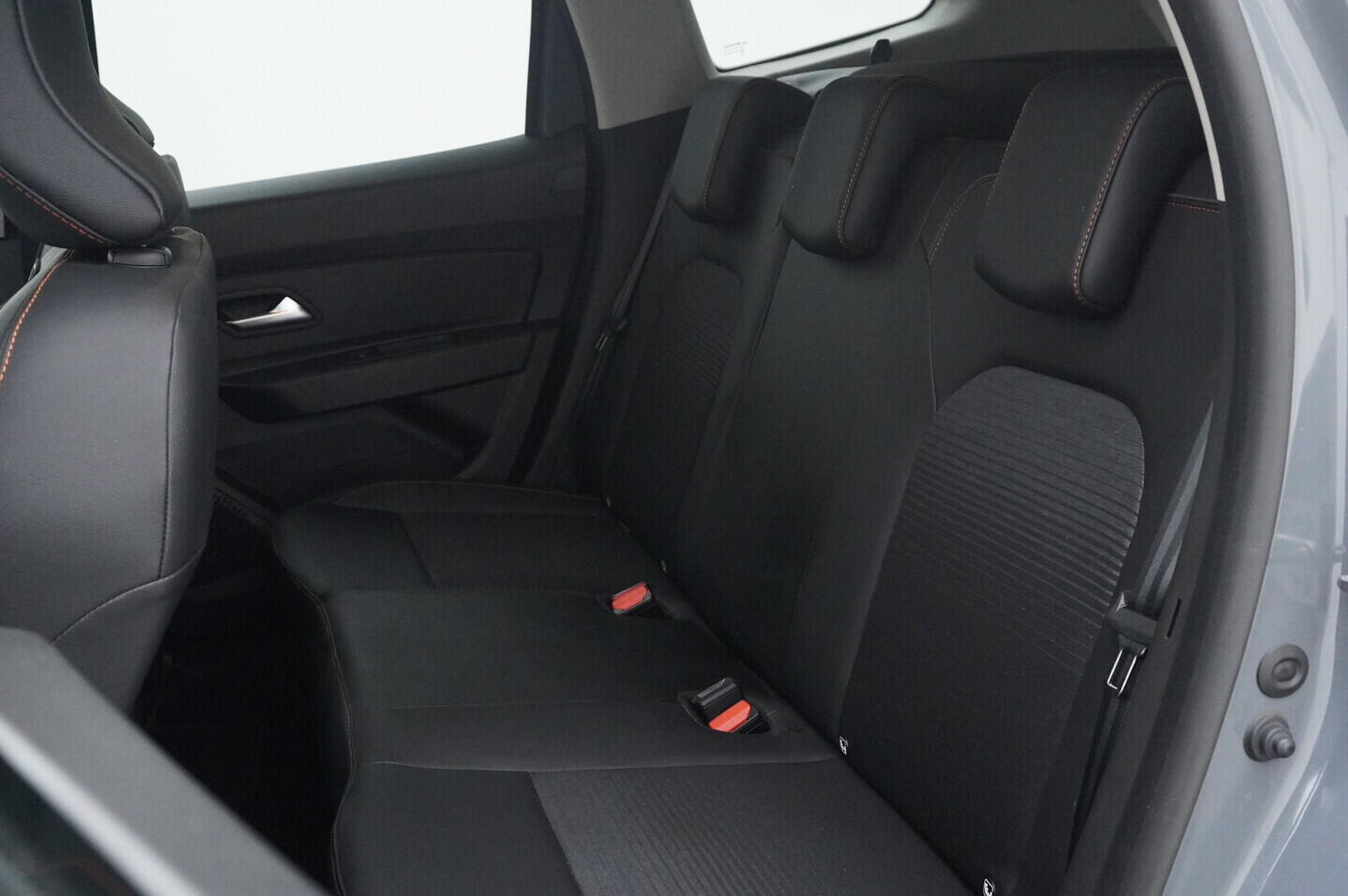 OM190V02466_35.webp_DUSTER Extreme 1.3 TCe 110 kW automat